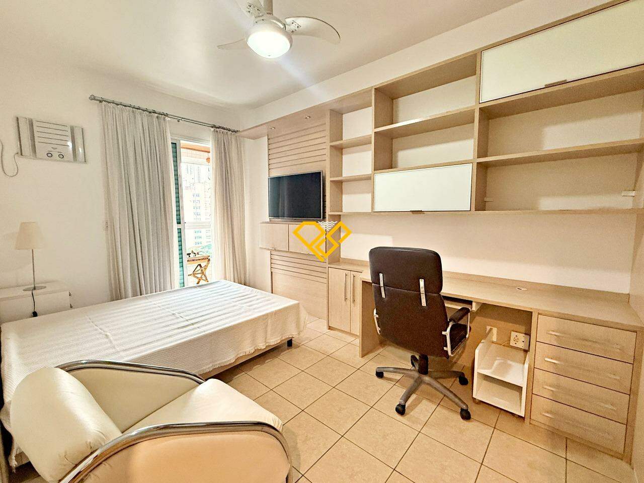 Apartamento à venda no Gonzaga: Dormitório 2