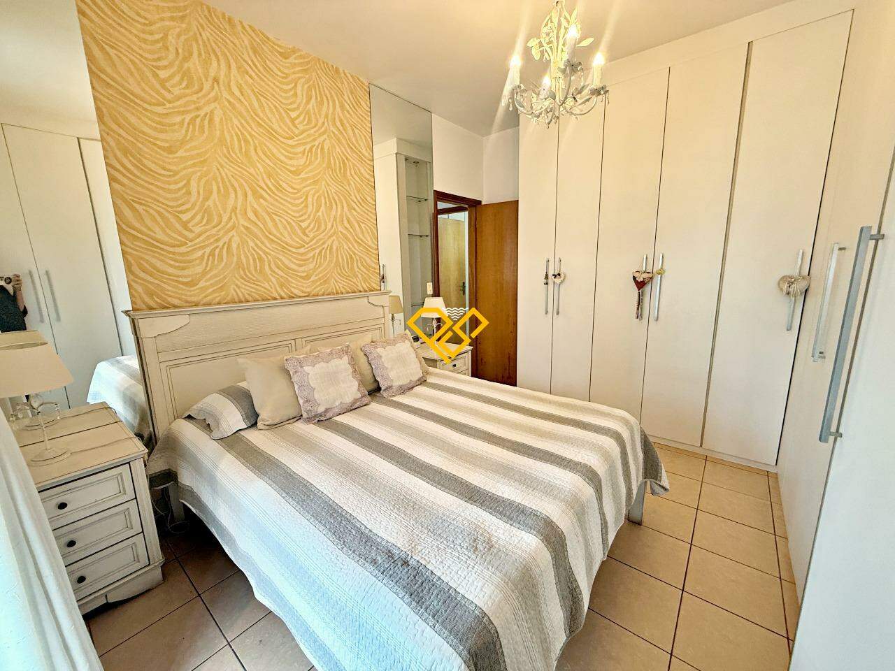 Apartamento à venda no Gonzaga: Dormitório 1 - suíte