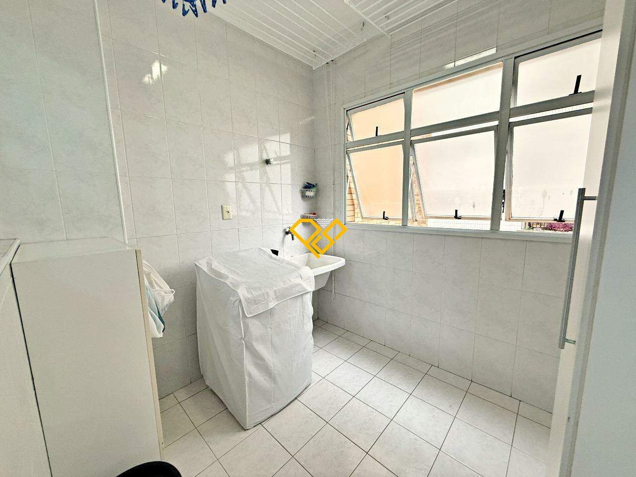 Apartamento à venda no Gonzaga: Área de serviço