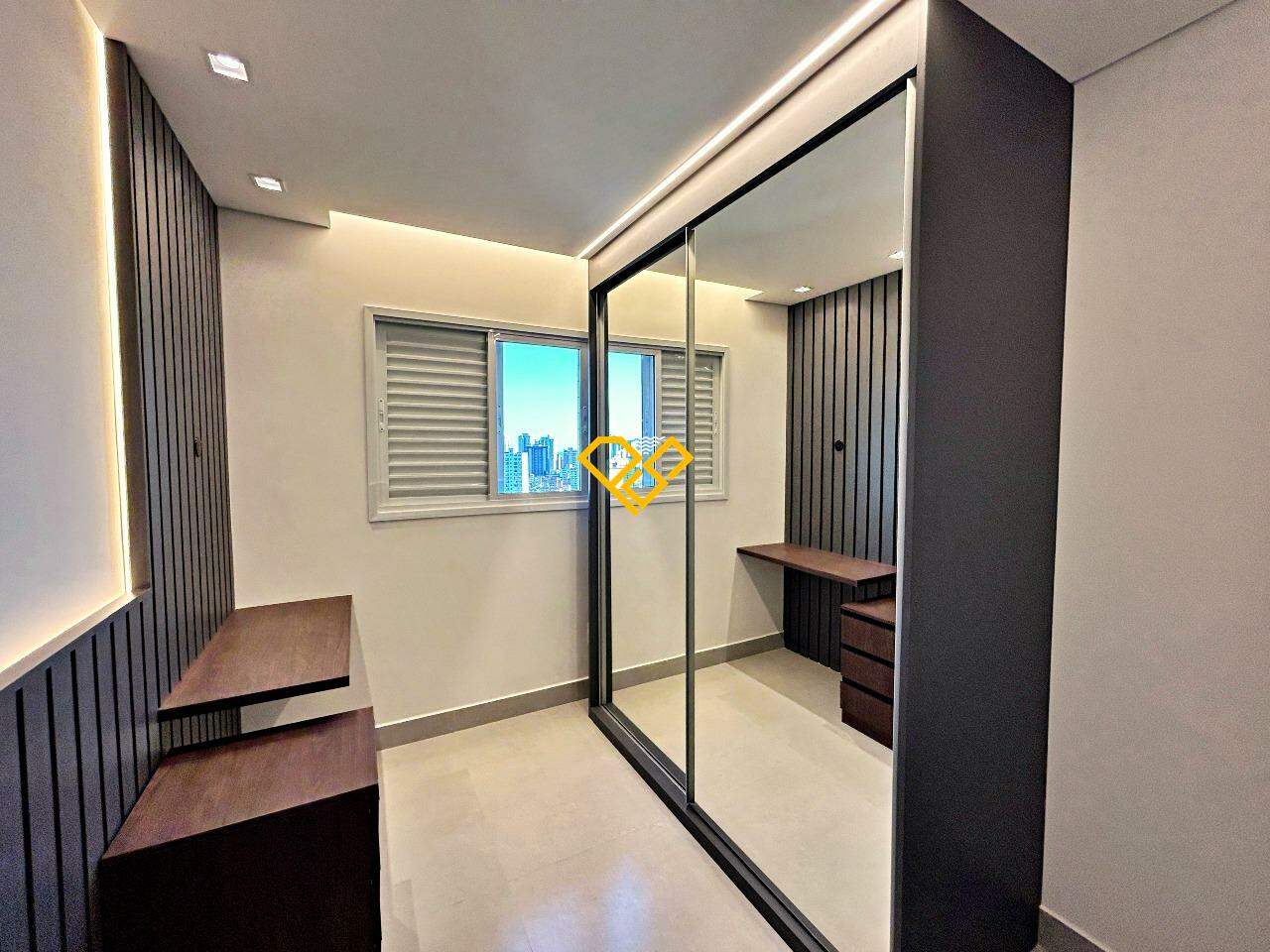 Apartamento para aluguel no Macuco: Suíte 2