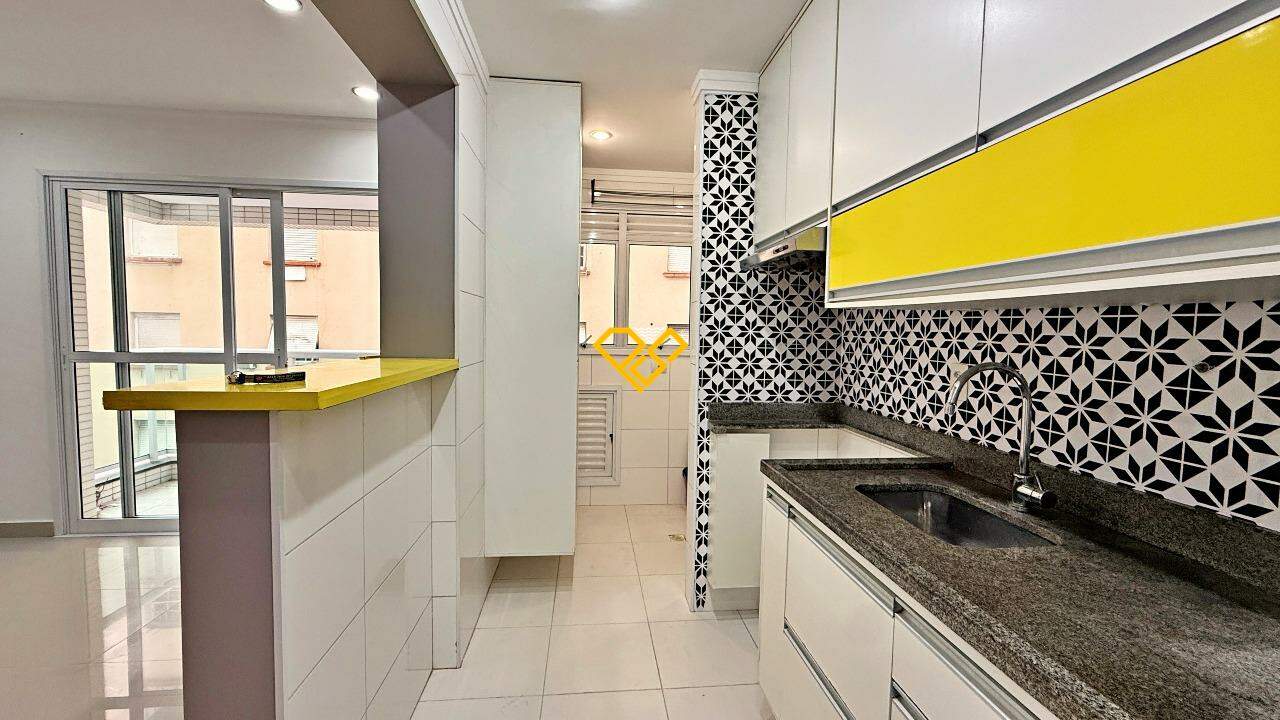 Apartamento para aluguel no Embaré: Cozinha
