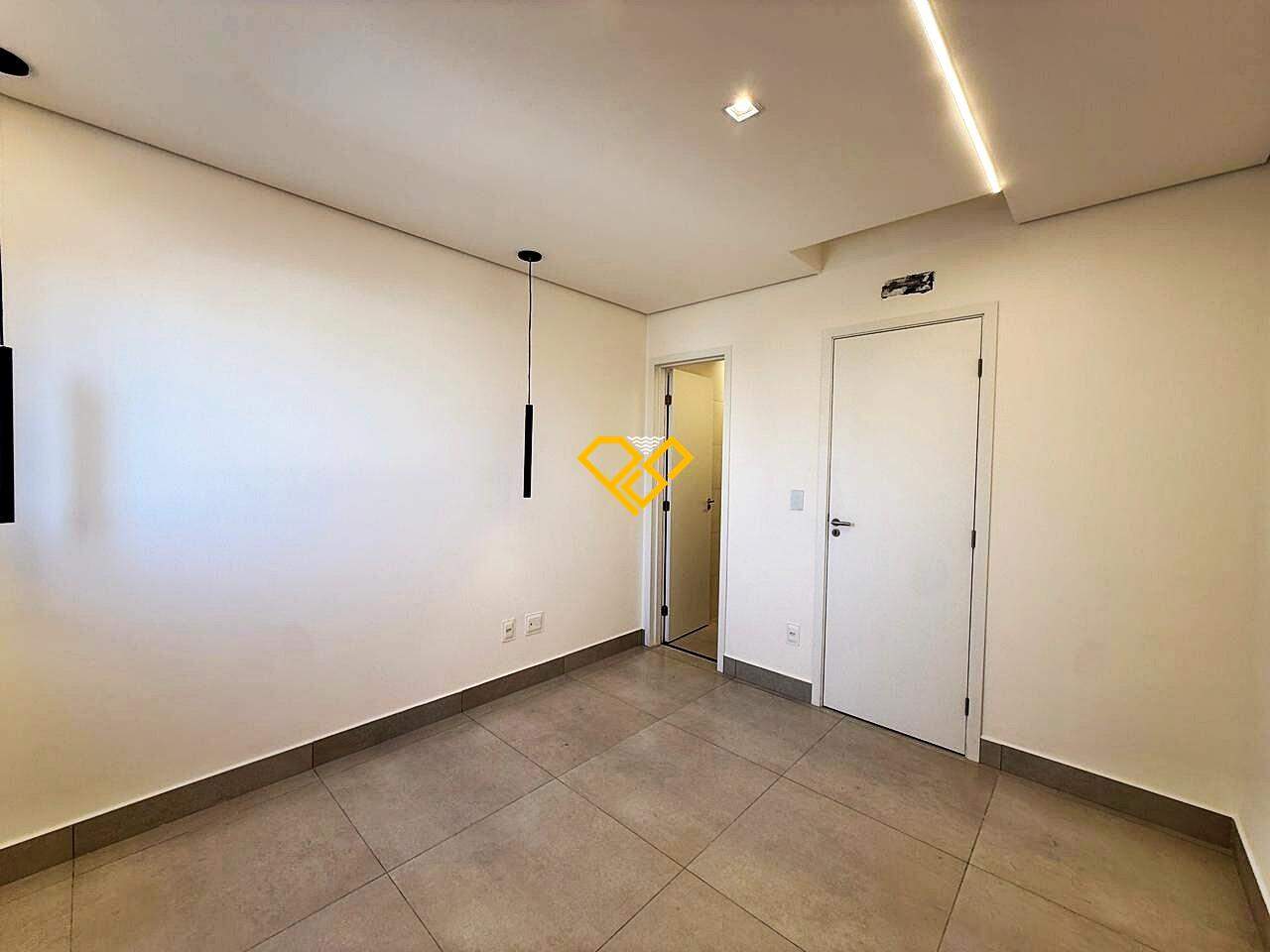 Apartamento à venda no Macuco: dormitório 1 - suíte