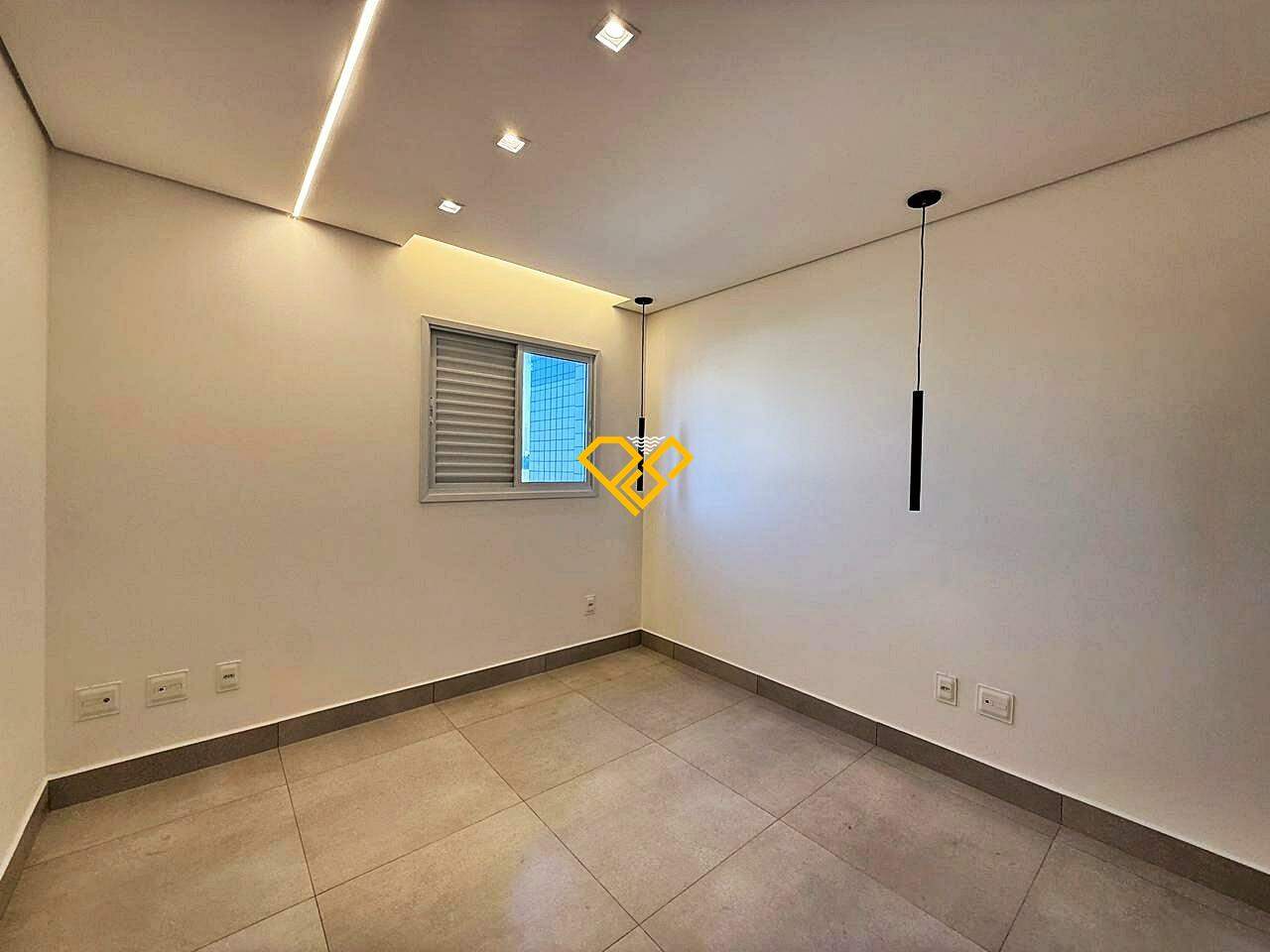 Apartamento à venda no Macuco: dormitório 1 - suíte