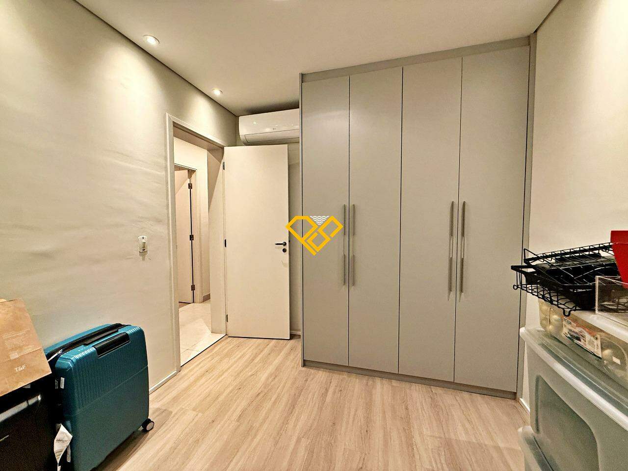 Apartamento à venda no Ponta da Praia: Dormitório 3