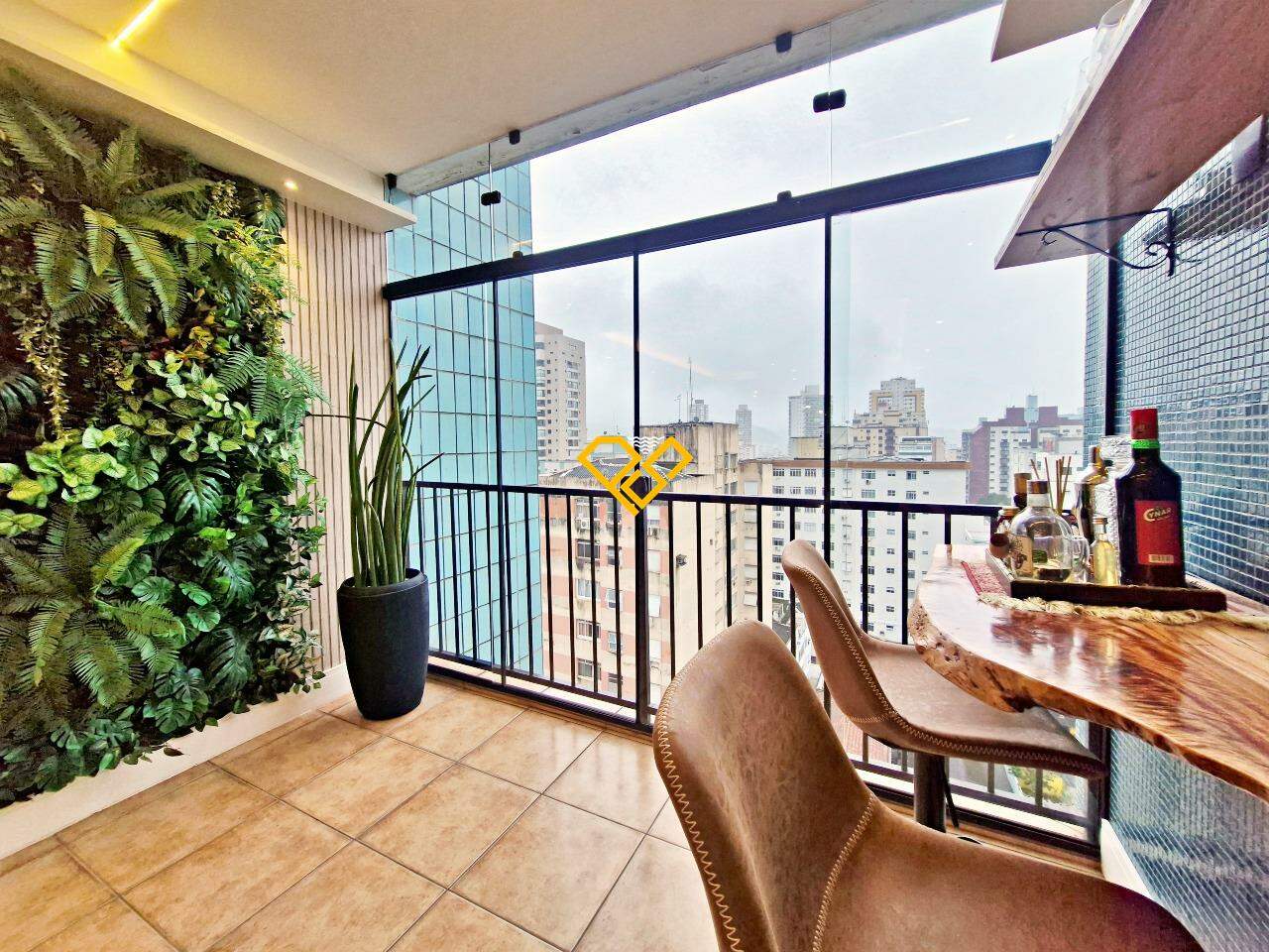 Apartamento à venda no Pompéia: Varanda