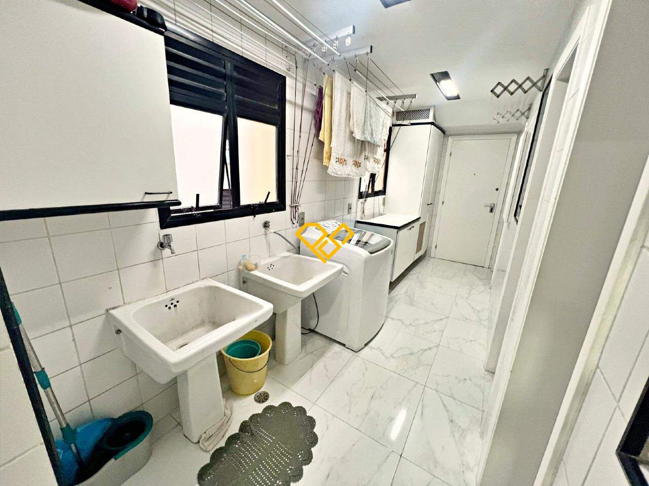 Apartamento à venda no Boqueirão: Área de serviço