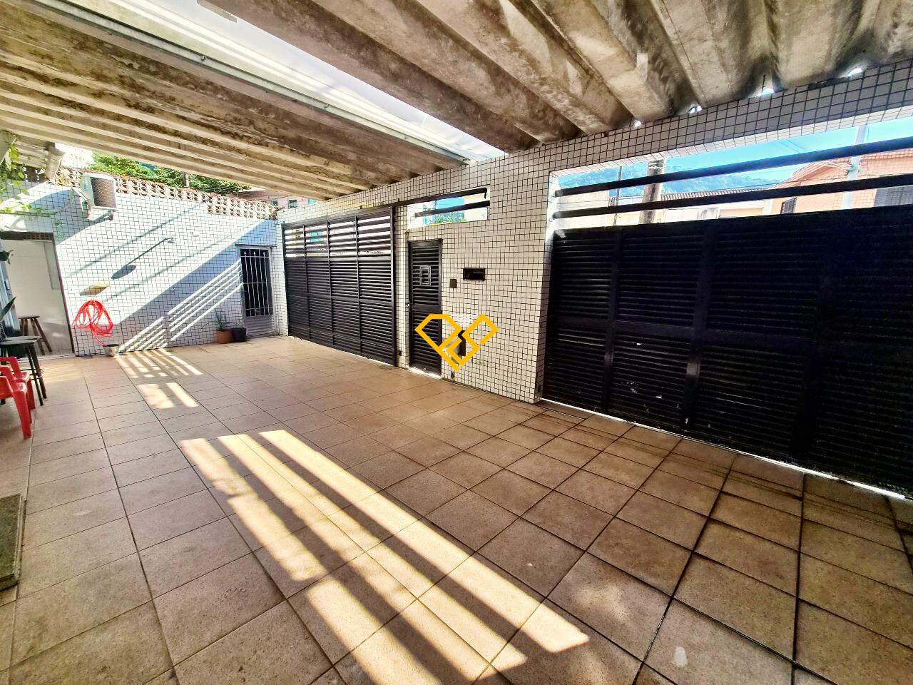 Casa à venda no Marapé: Garagem