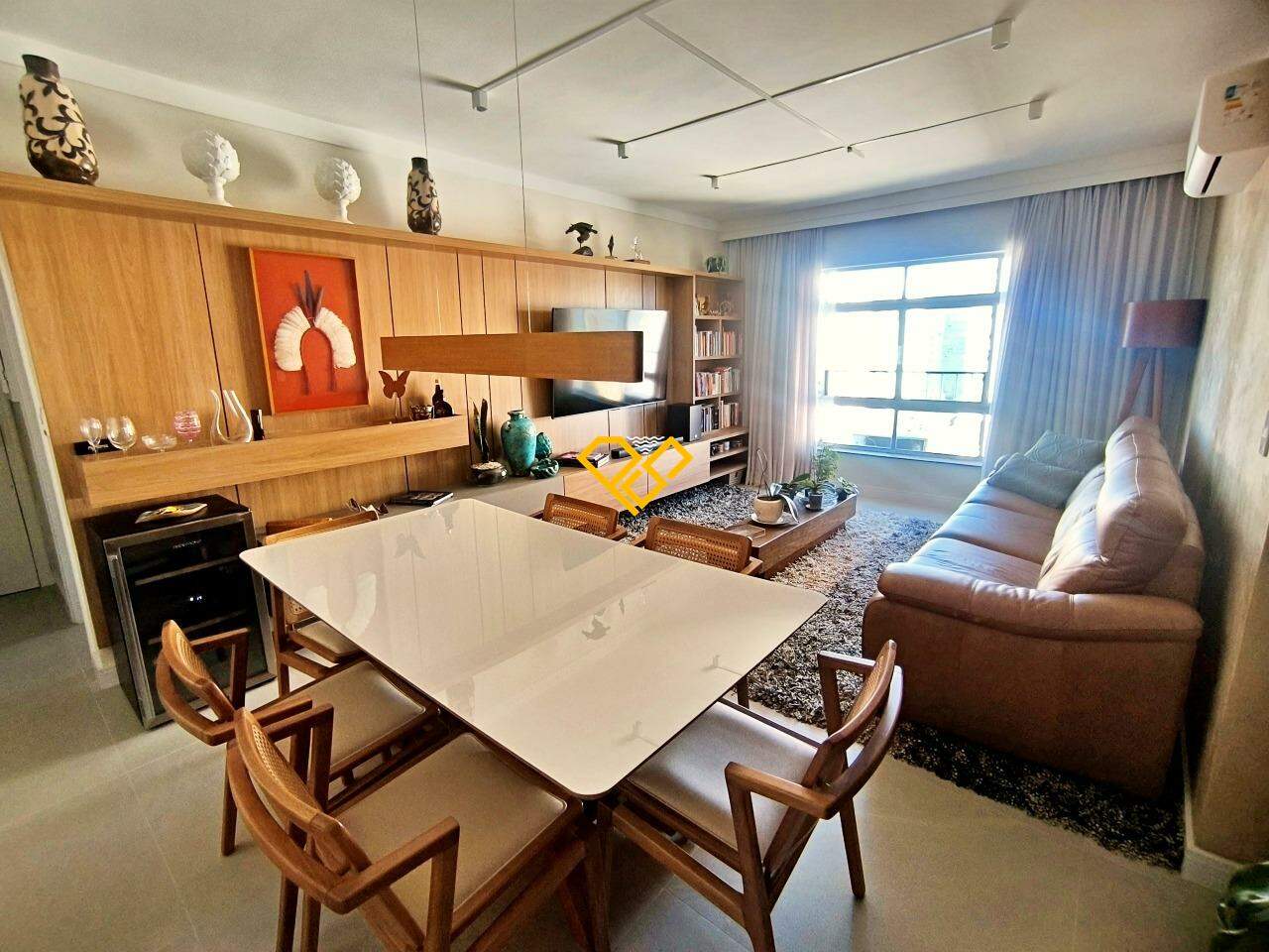Cobertura à venda no Pompéia: Sala 1° andar