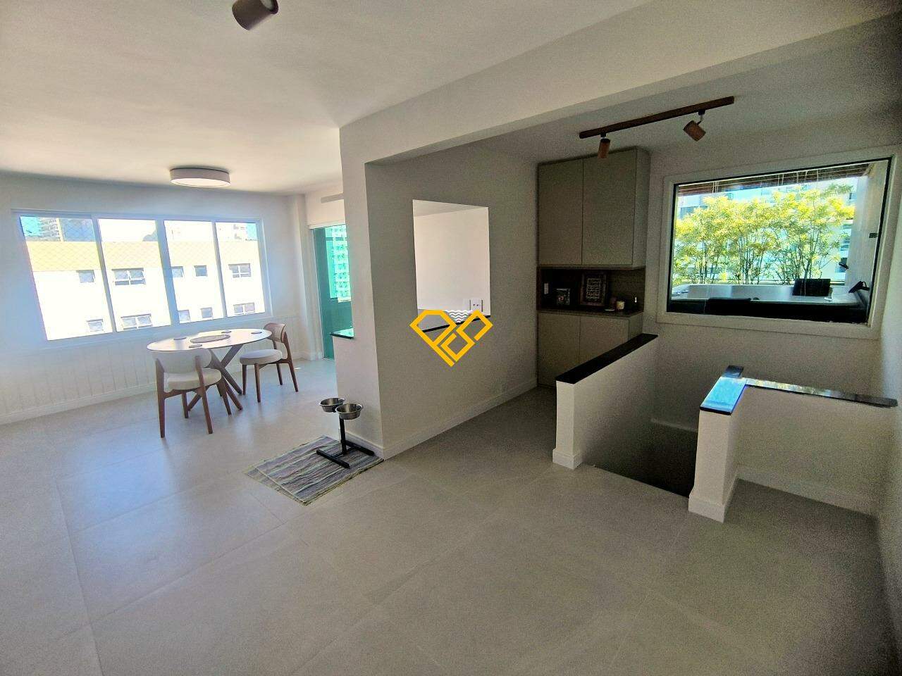 Cobertura à venda no Pompéia: Sala 2° andar