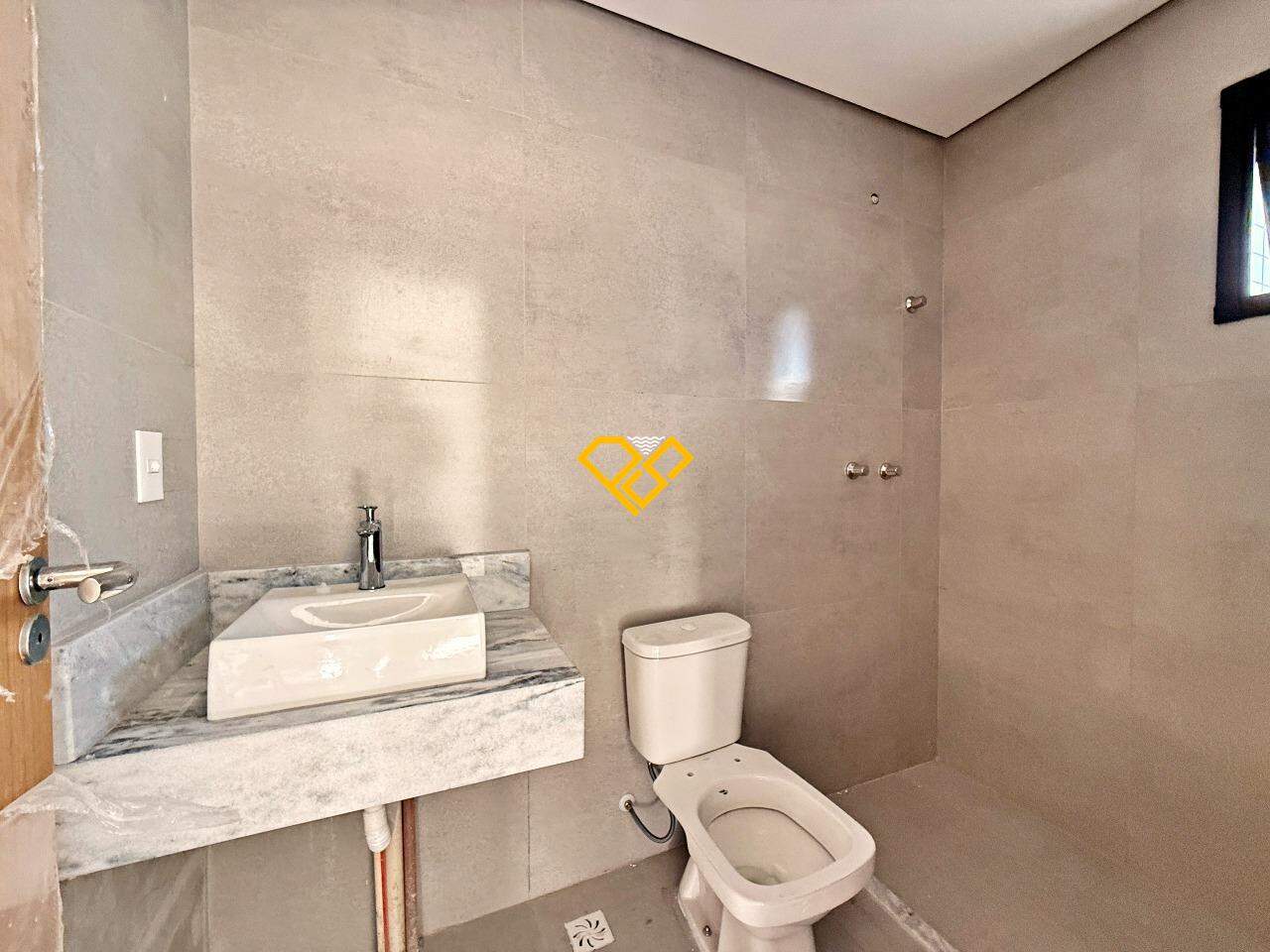 Apartamento à venda no José Menino: Wc suíte