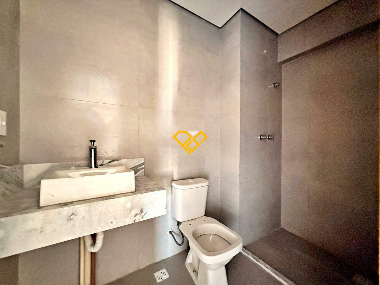 Apartamento à venda no José Menino: Wc social