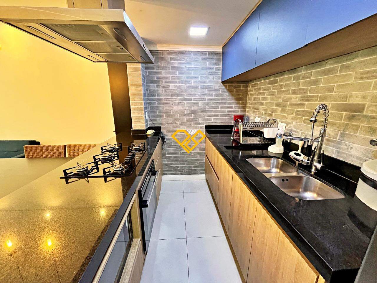 Apartamento à venda no Gonzaga: Cozinha