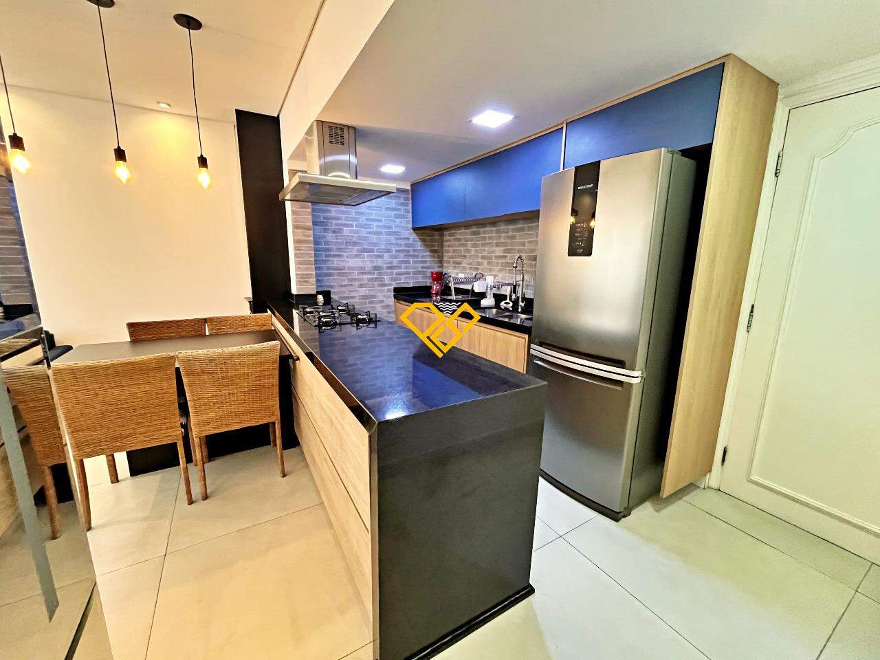 Apartamento à venda no Gonzaga: Cozinha