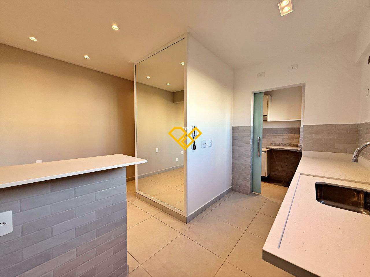 Apartamento à venda no Gonzaga: Cozinha