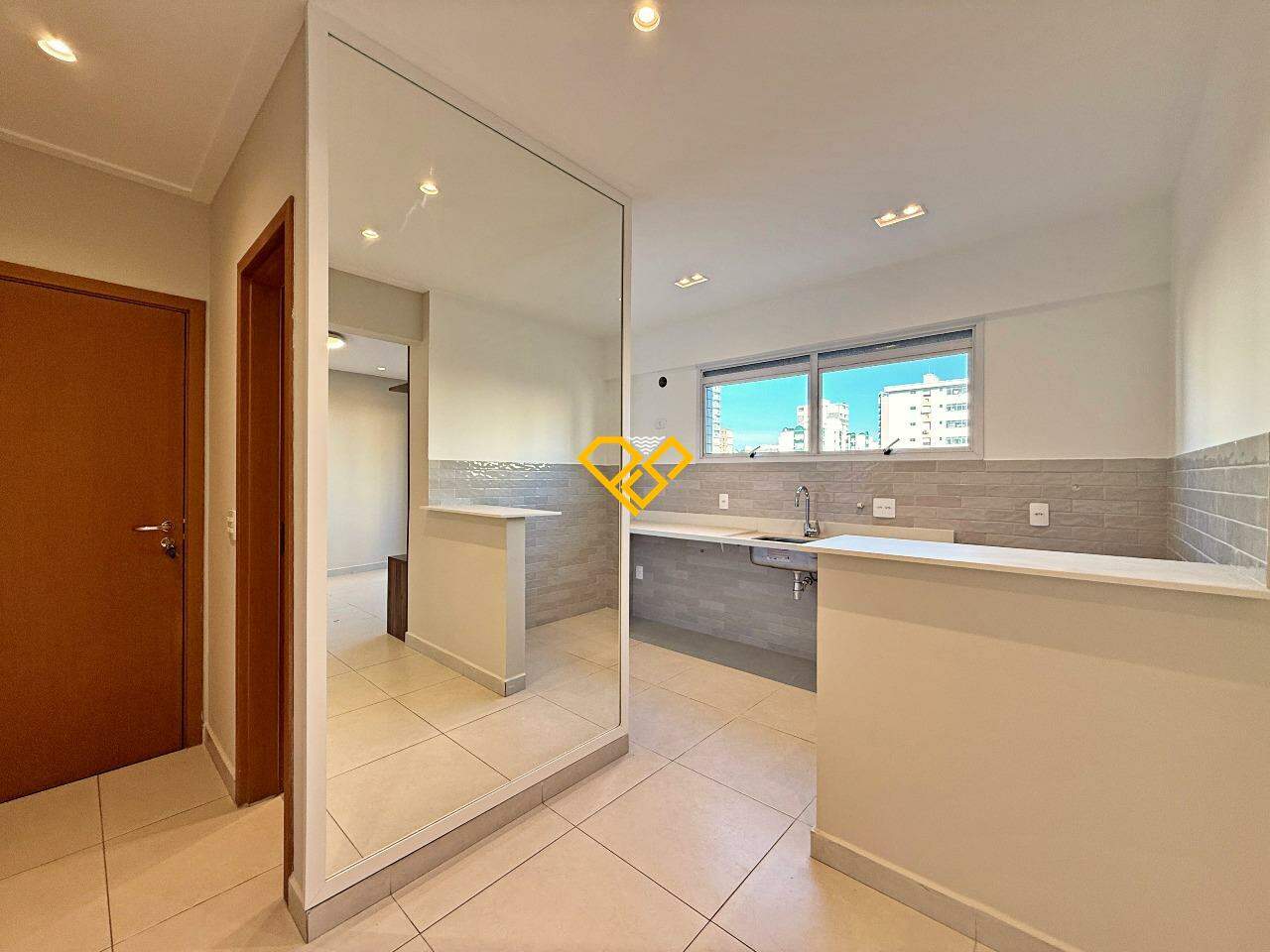 Apartamento à venda no Gonzaga: Cozinha