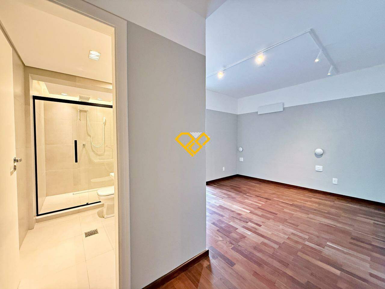 Apartamento à venda no Pompéia: Dormitório 1 - suíte