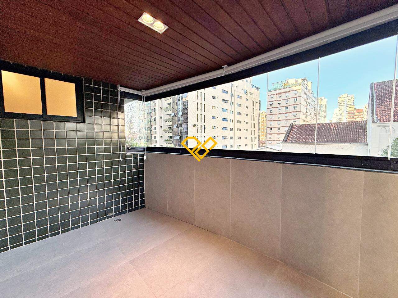Apartamento à venda no Pompéia: Varanda