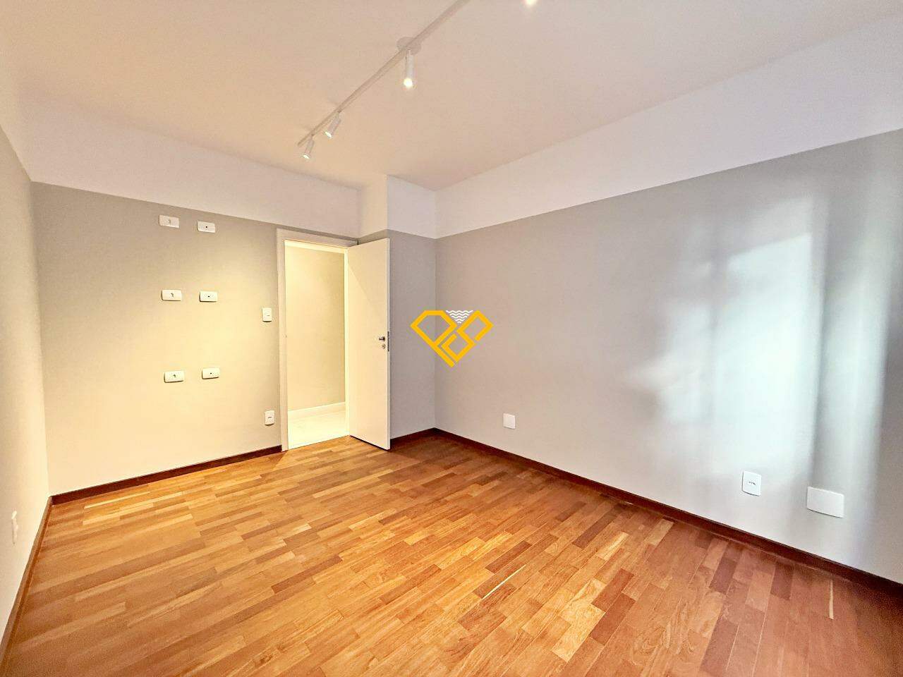 Apartamento à venda no Pompéia: Dormitório 2
