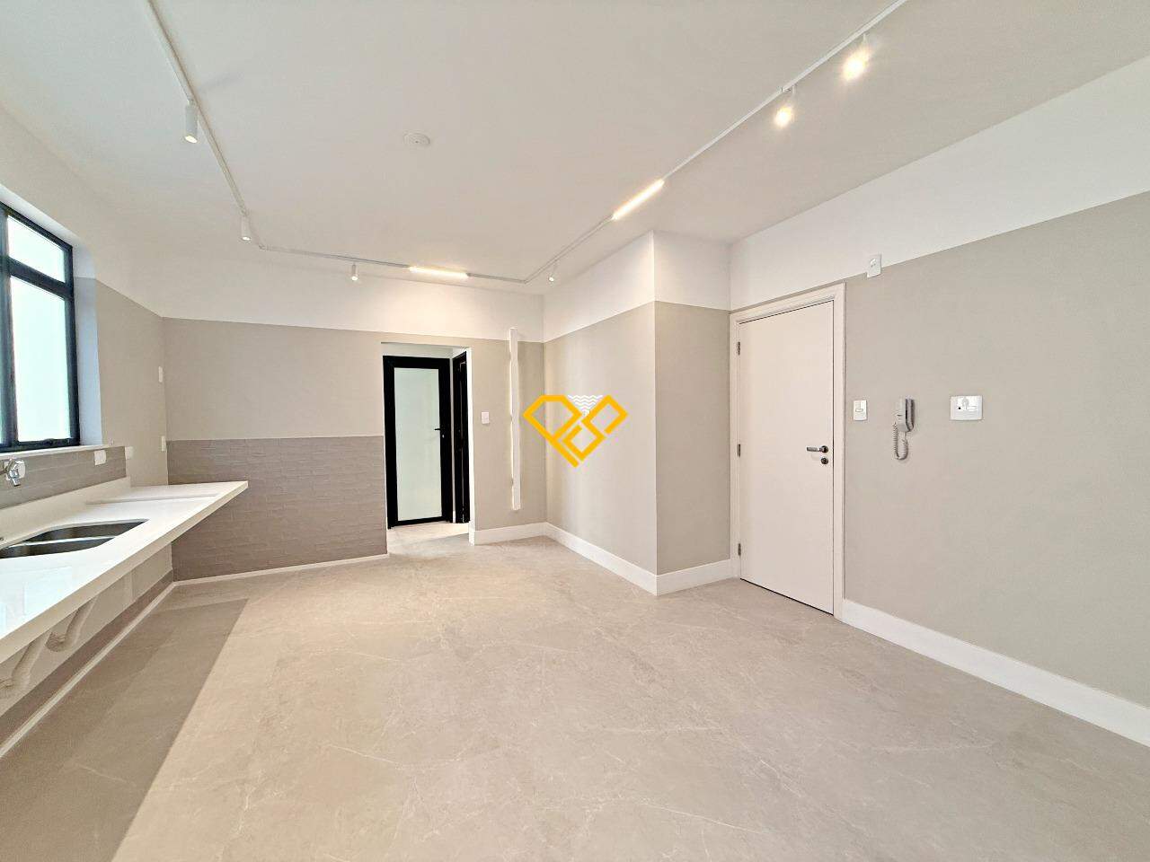 Apartamento à venda no Pompéia: Cozinha
