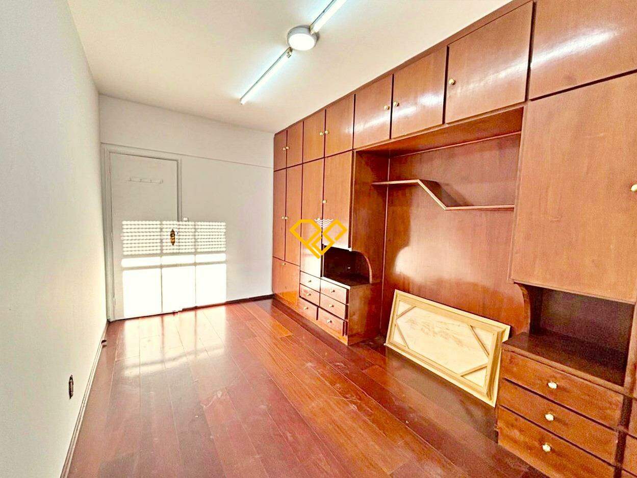 Apartamento à venda no Aparecida: Dormitório 2