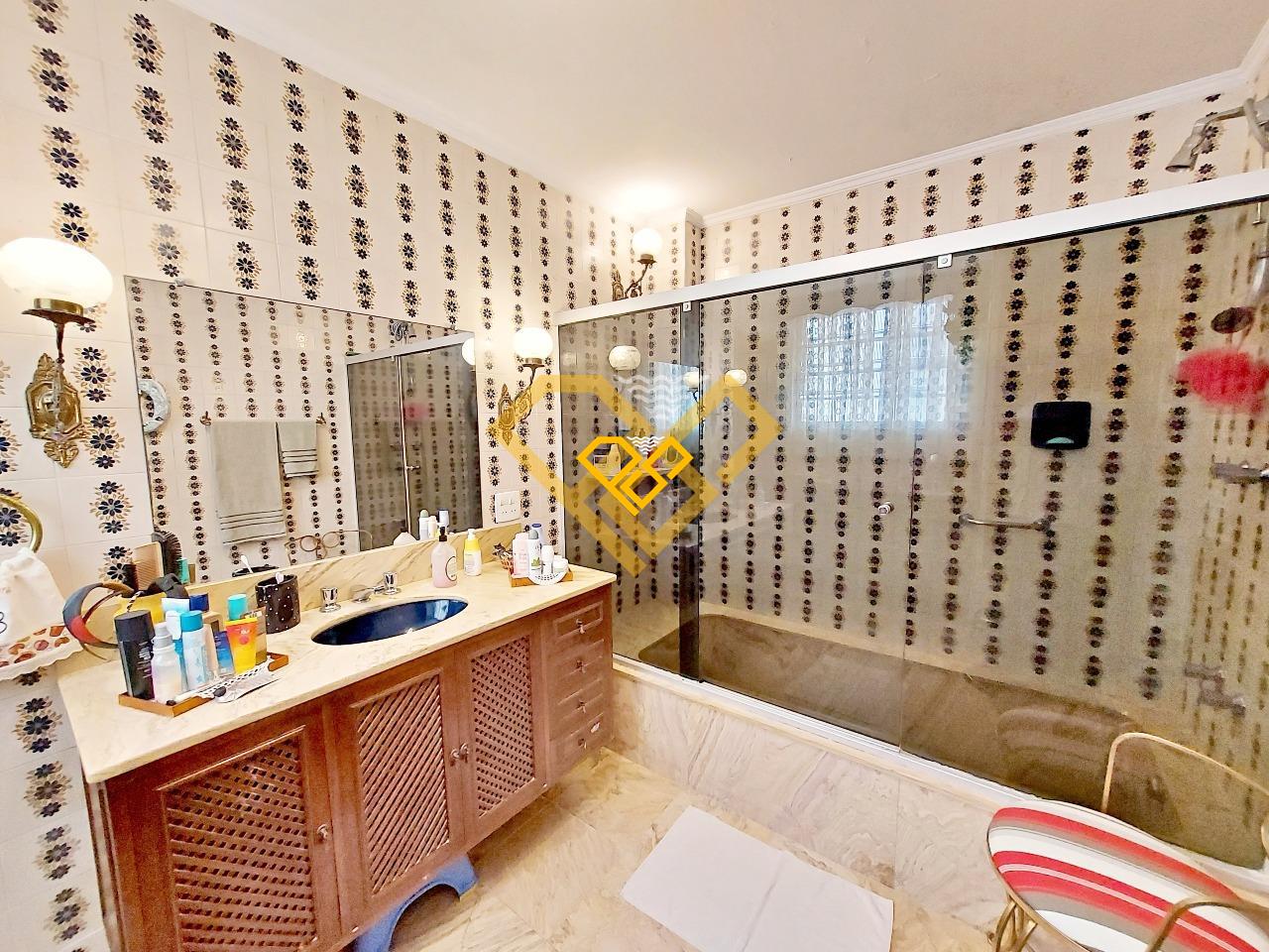 Apartamento à venda no Gonzaga: WC Suíte