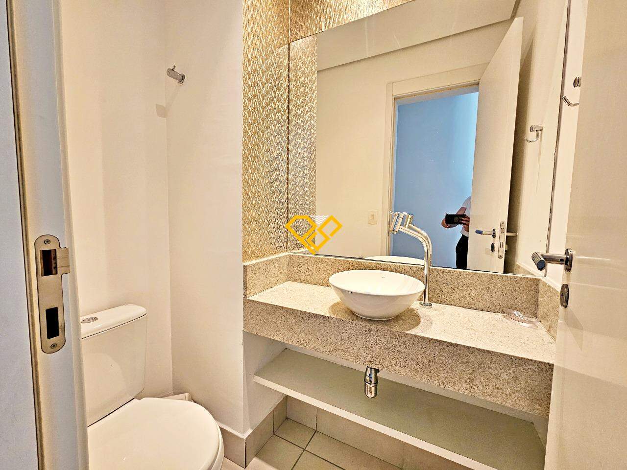Apartamento para aluguel no Boqueirão: Lavabo