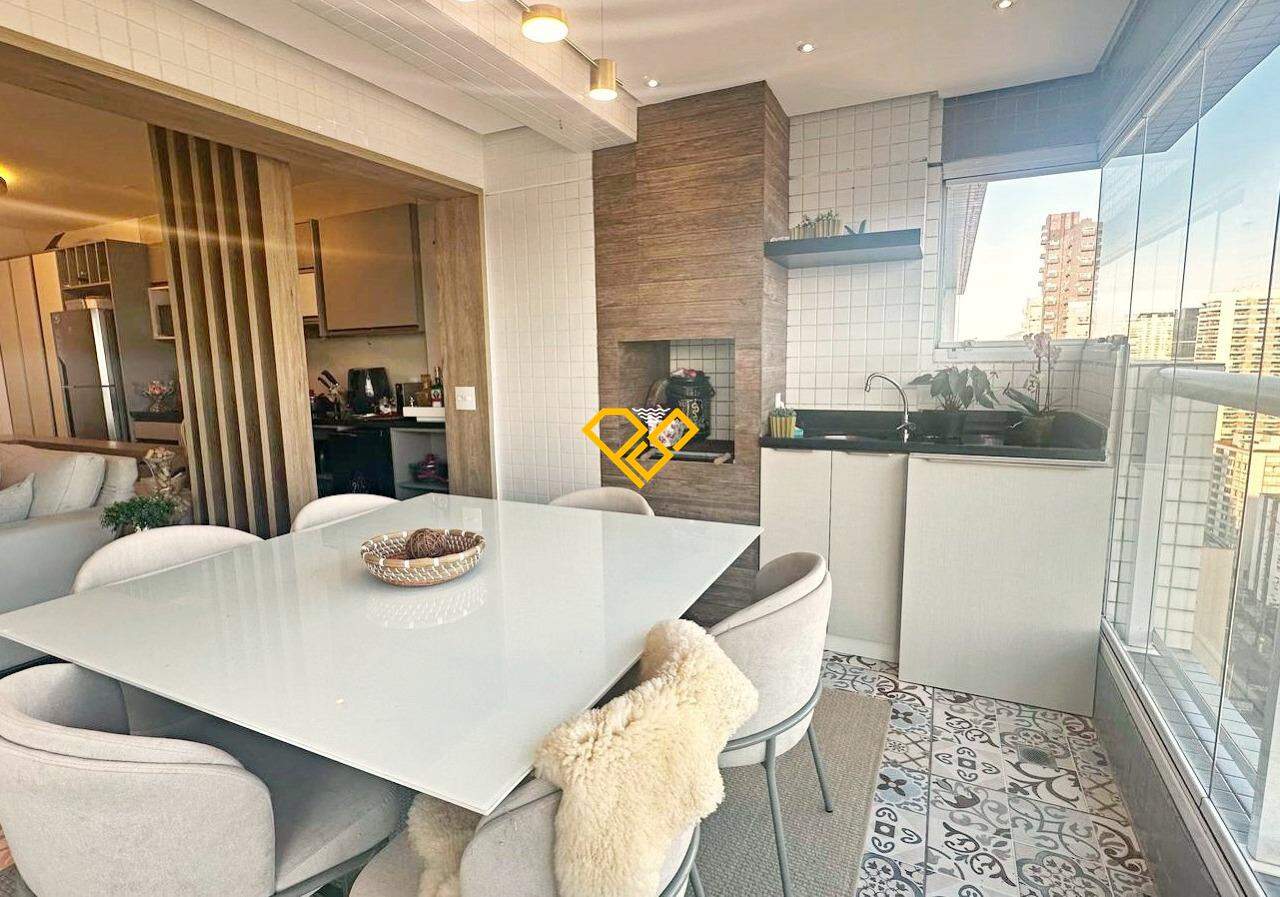 Apartamento à venda no Pompéia: Varanda com churrasqueira