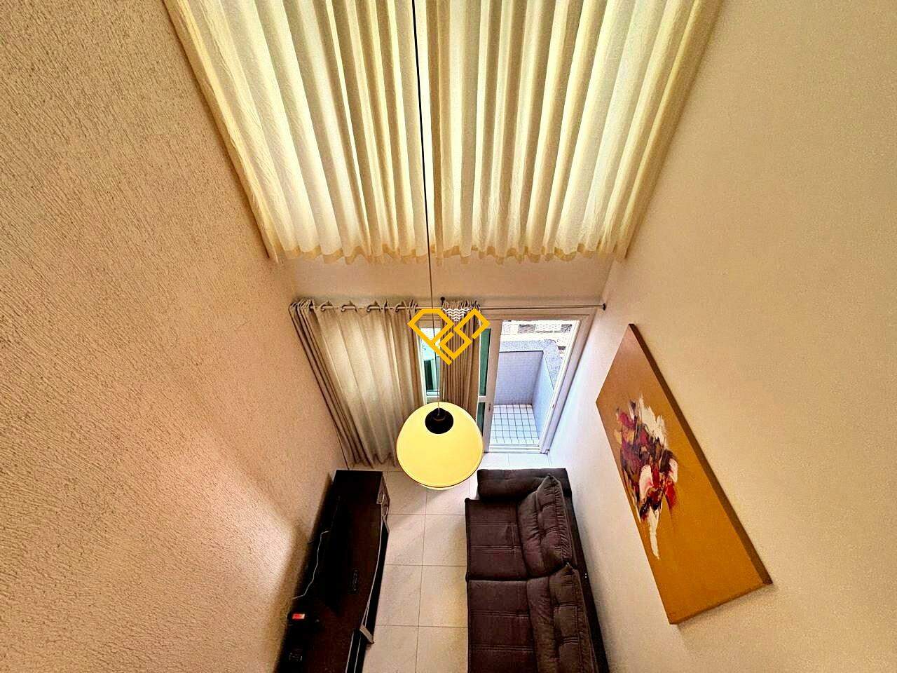 Apartamento Duplex à venda no Gonzaga: Vista 2° piso
