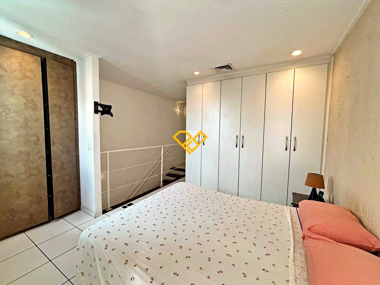 Apartamento Duplex à venda no Gonzaga: Dormitório