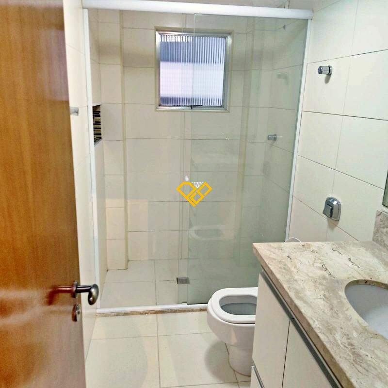 Apartamento à venda no Ponta da Praia: Wc social