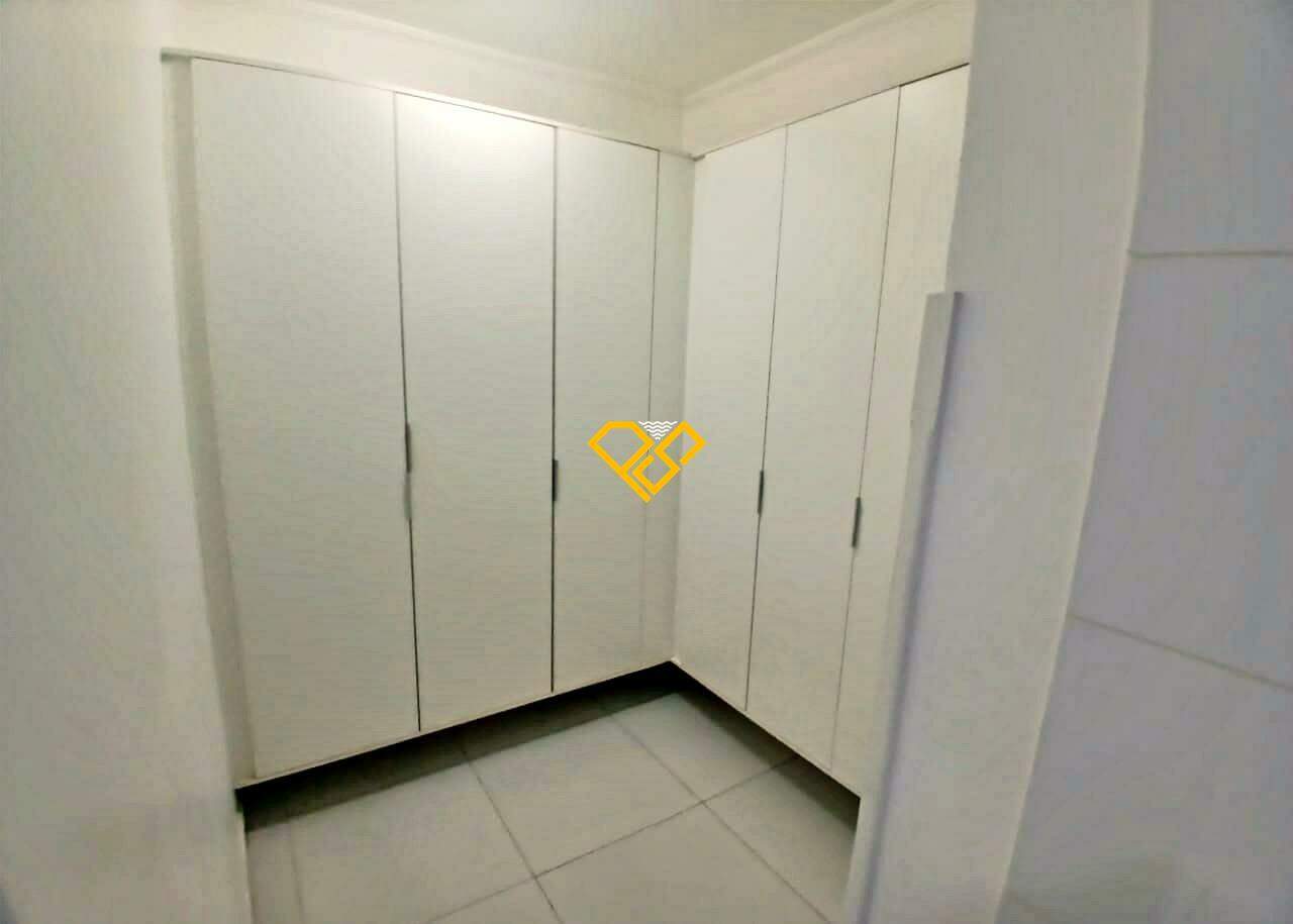 Apartamento à venda no Ponta da Praia: