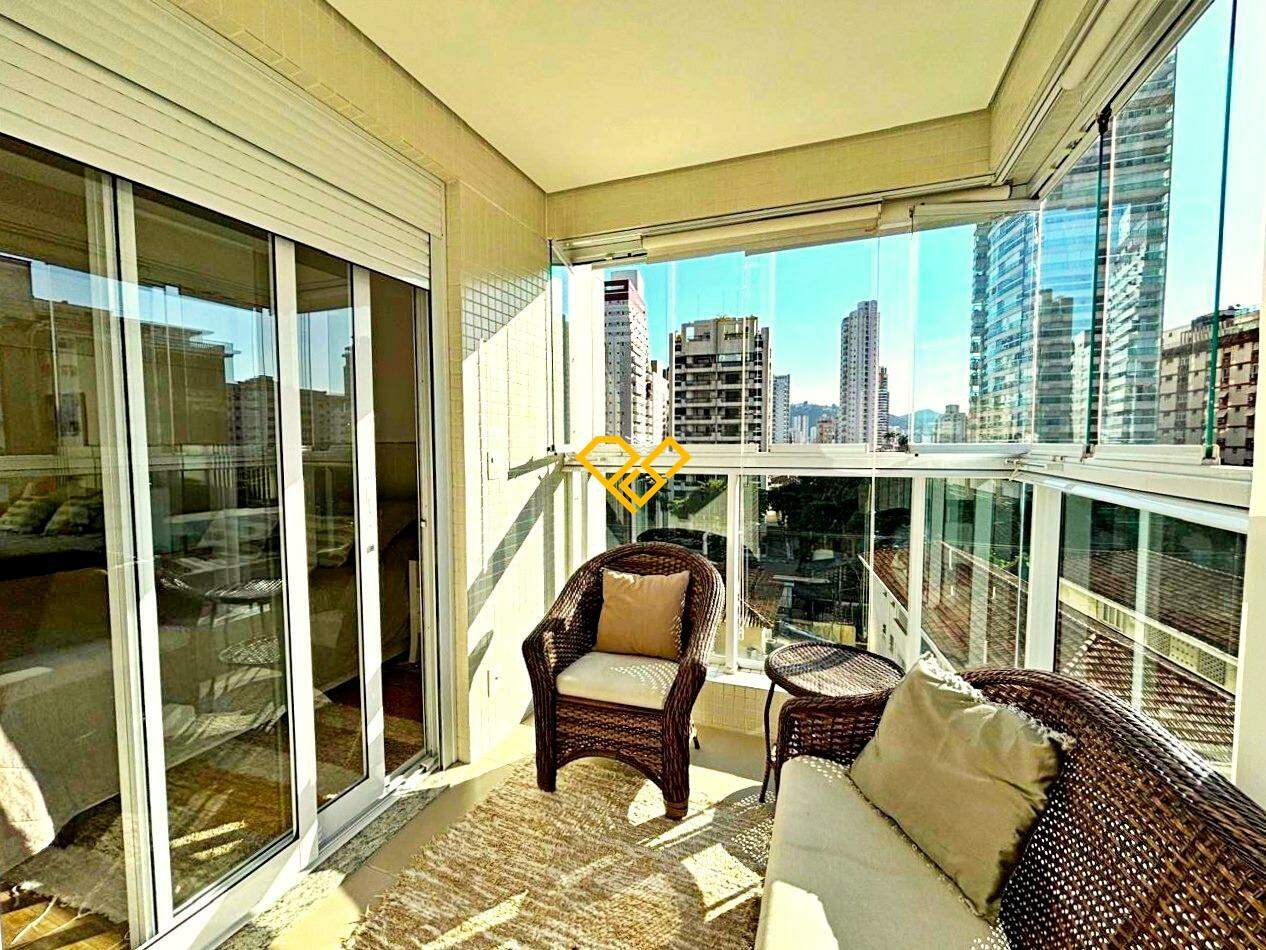 Apartamento à venda no Vila Rica: Varanda