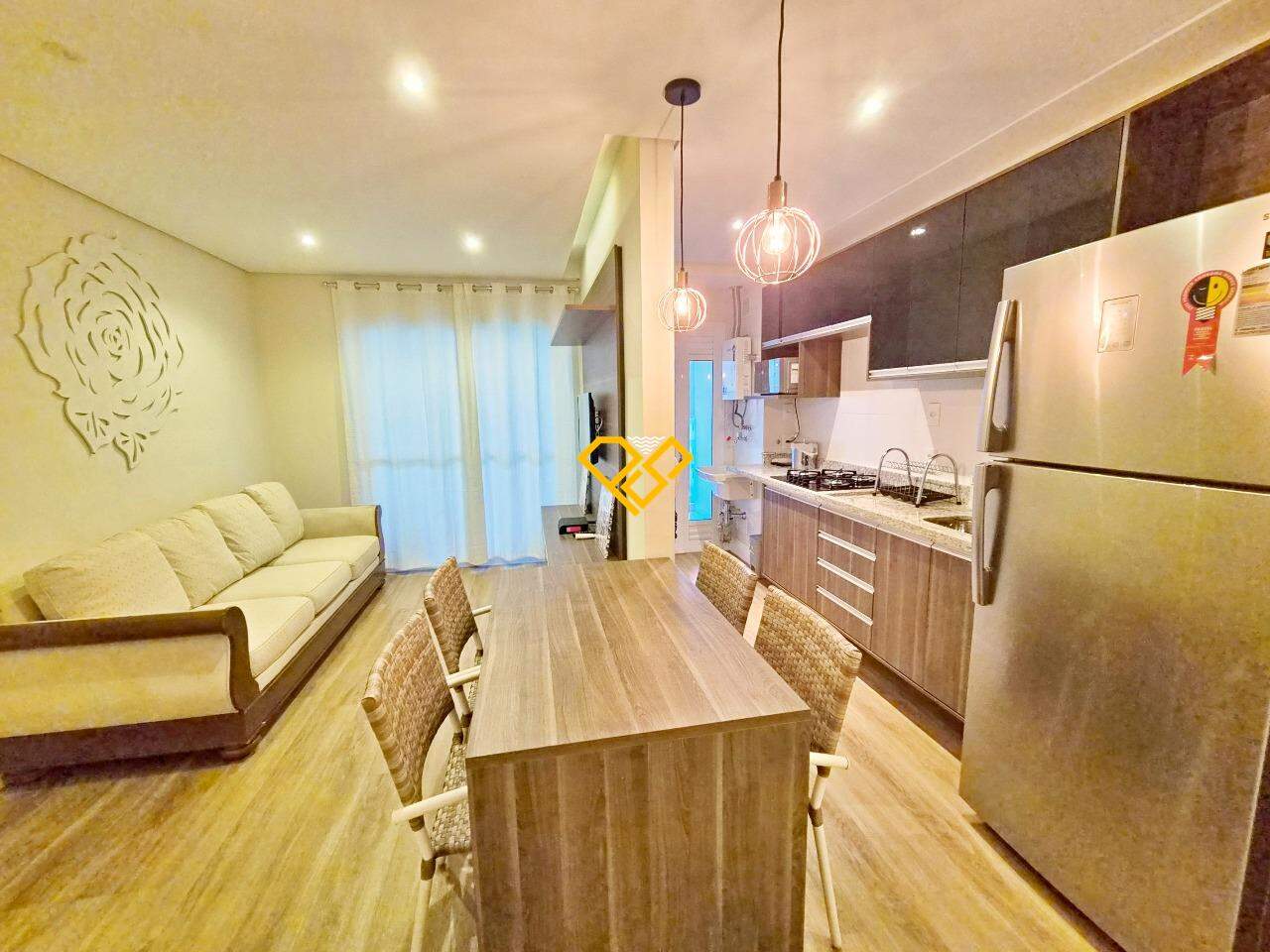 Apartamento à venda no José Menino: Sala e cozinha