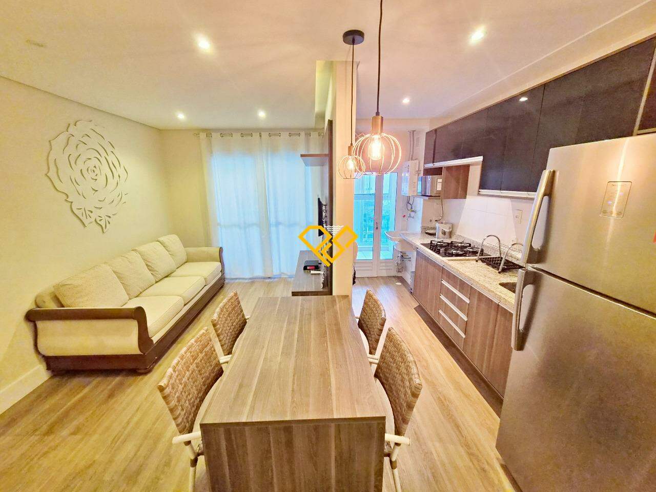 Apartamento à venda no José Menino: Sala e cozinha