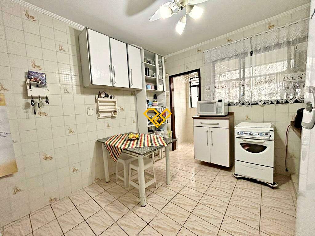 Apartamento à venda no Campo Grande: Cozinha