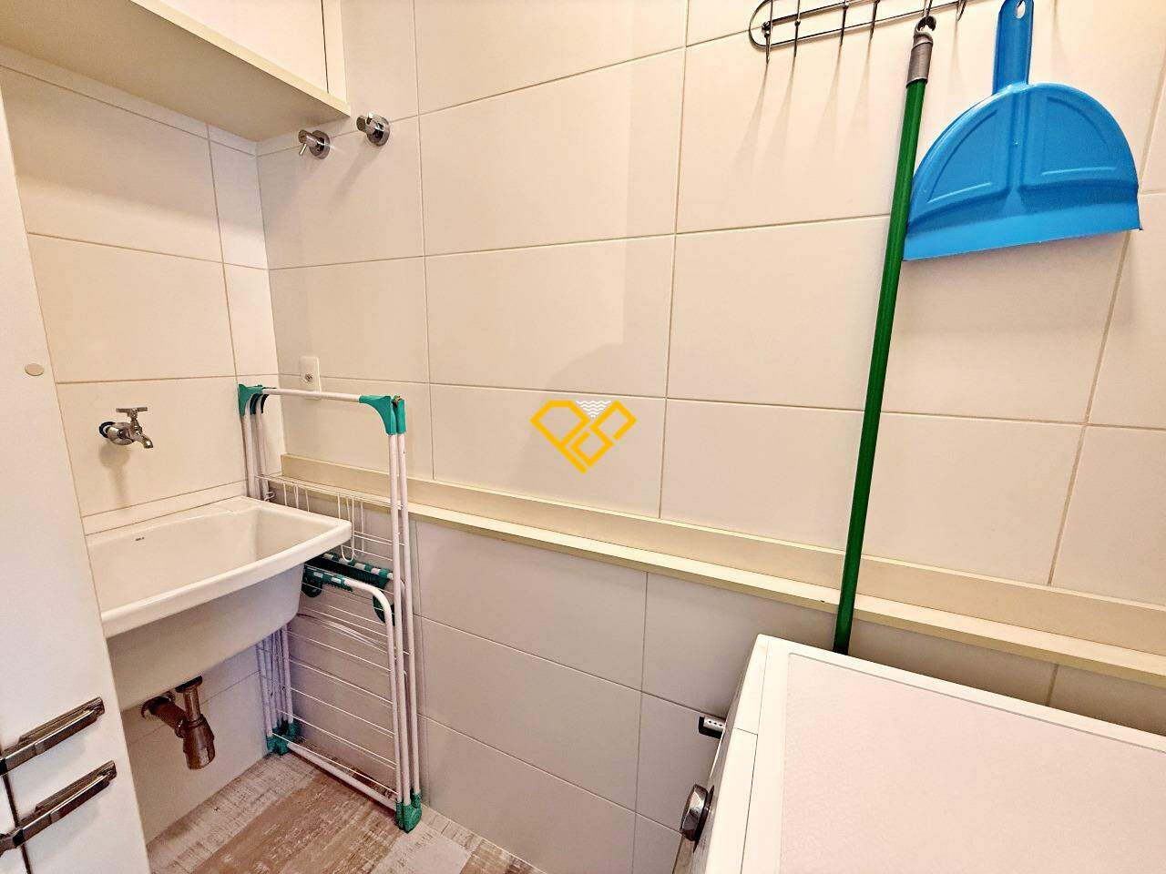 Apartamento à venda no Embaré: Área de serviço