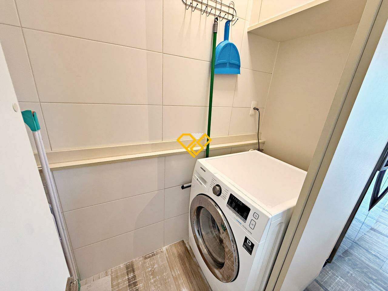 Apartamento à venda no Embaré: Área de serviço