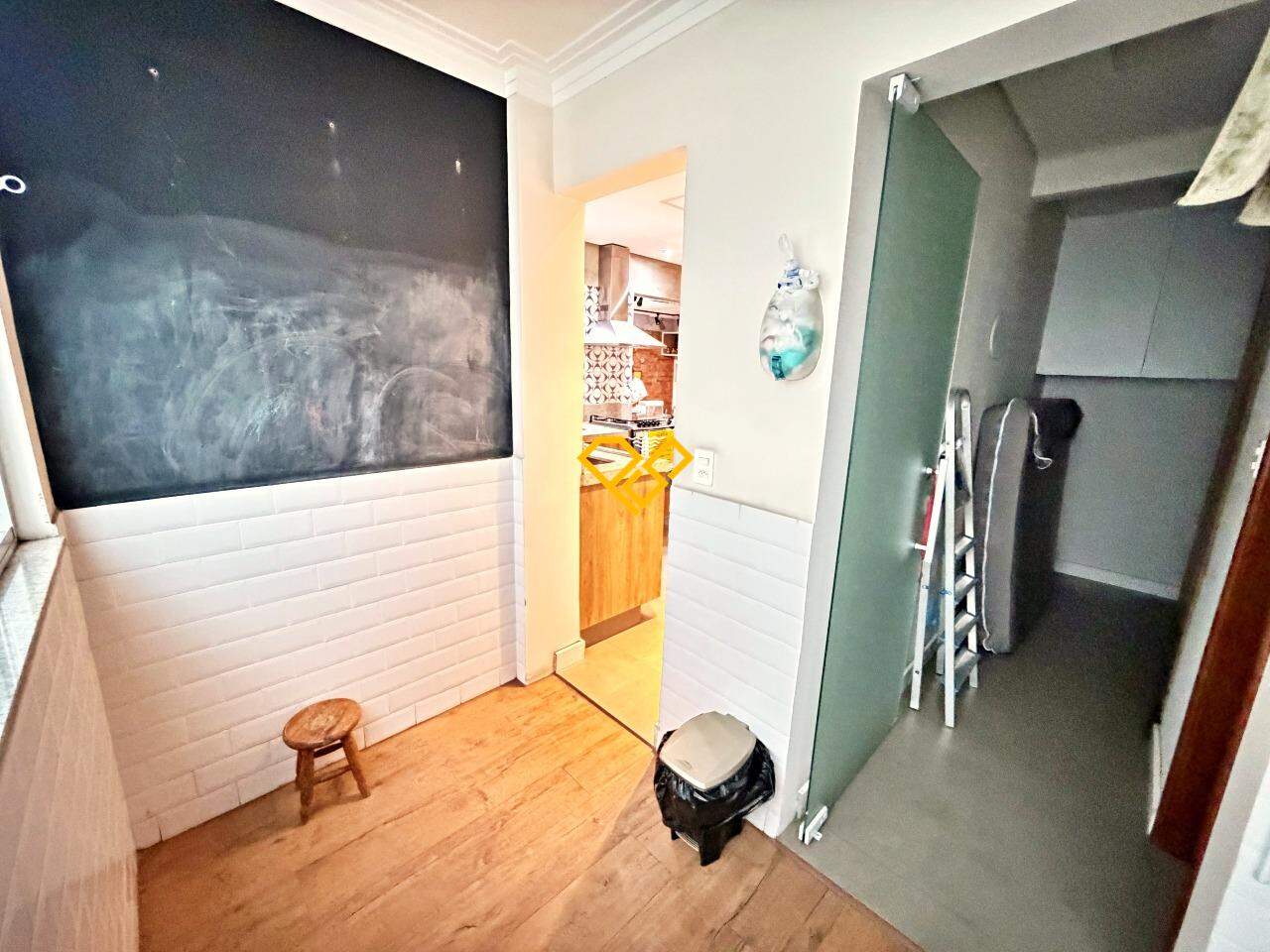Apartamento para aluguel no Ponta da Praia: Área de serviço