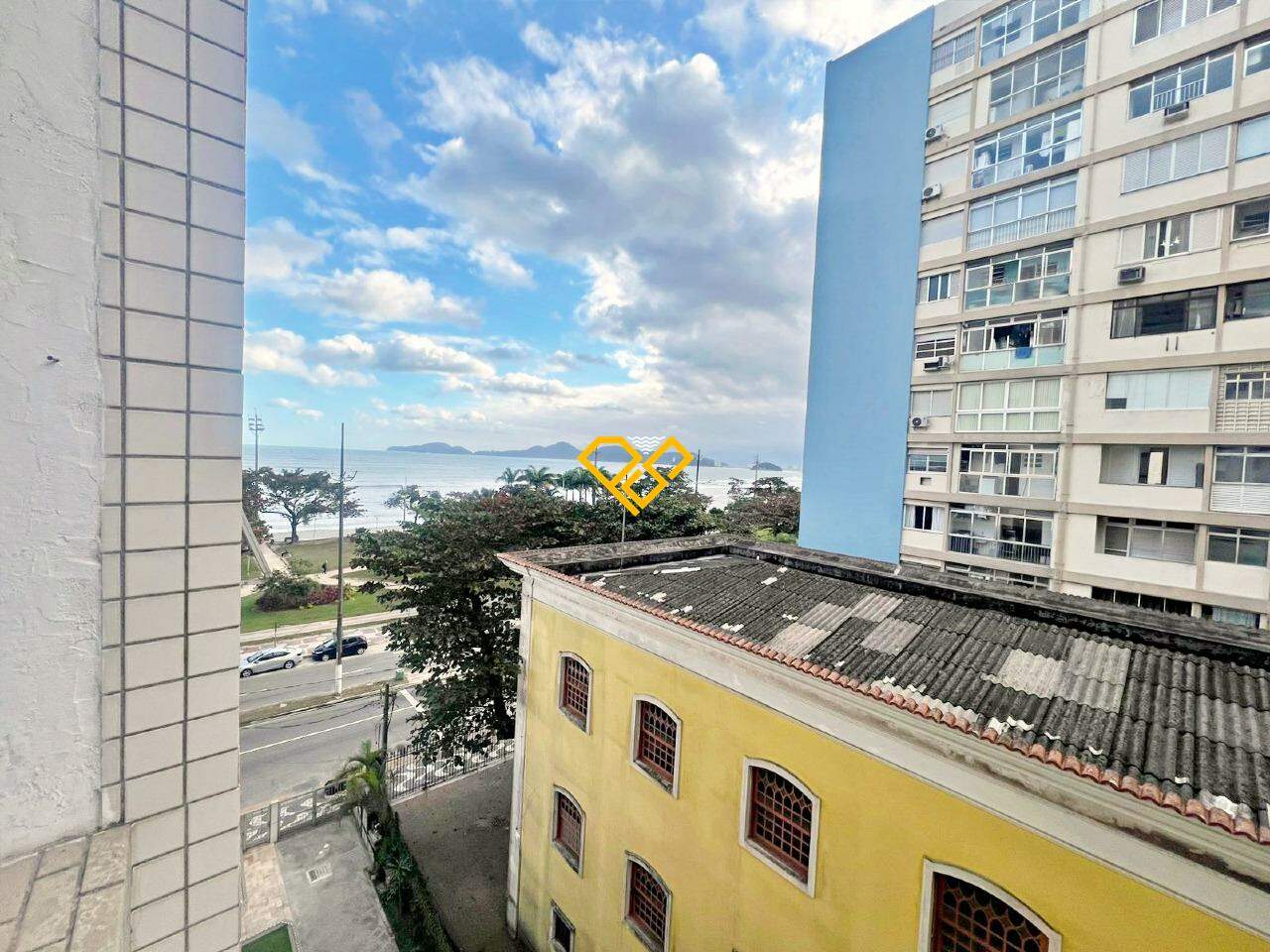 Apartamento à venda no Embaré: