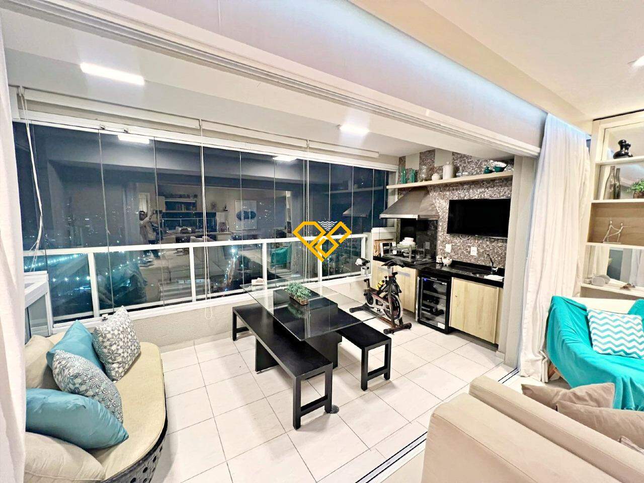 Apartamento à venda no Campo Grande: Varanda