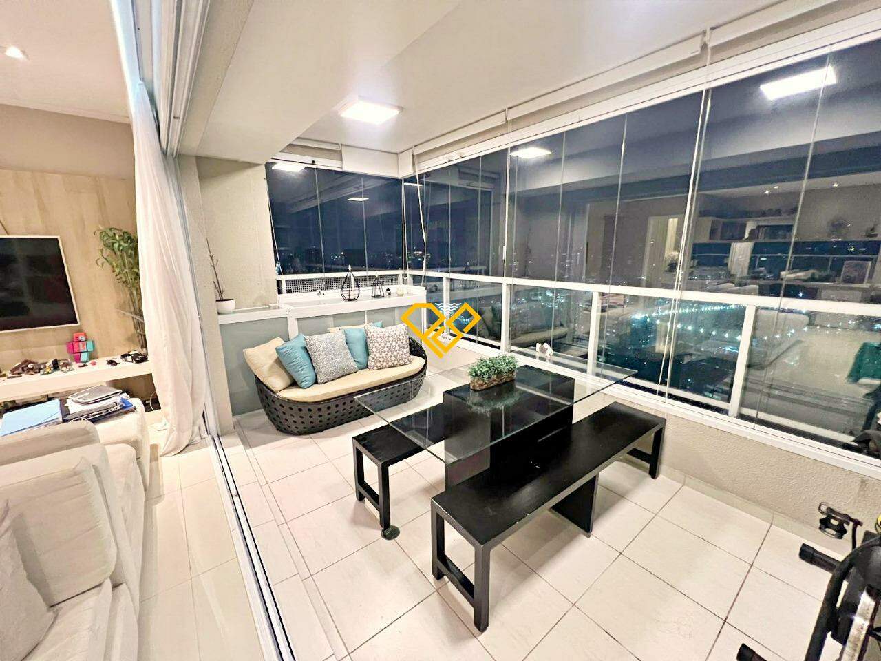 Apartamento à venda no Campo Grande: Varanda