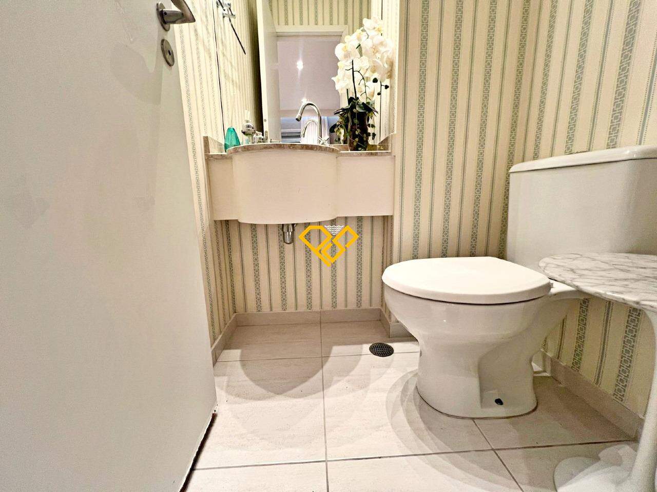 Apartamento à venda no Campo Grande: Lavabo