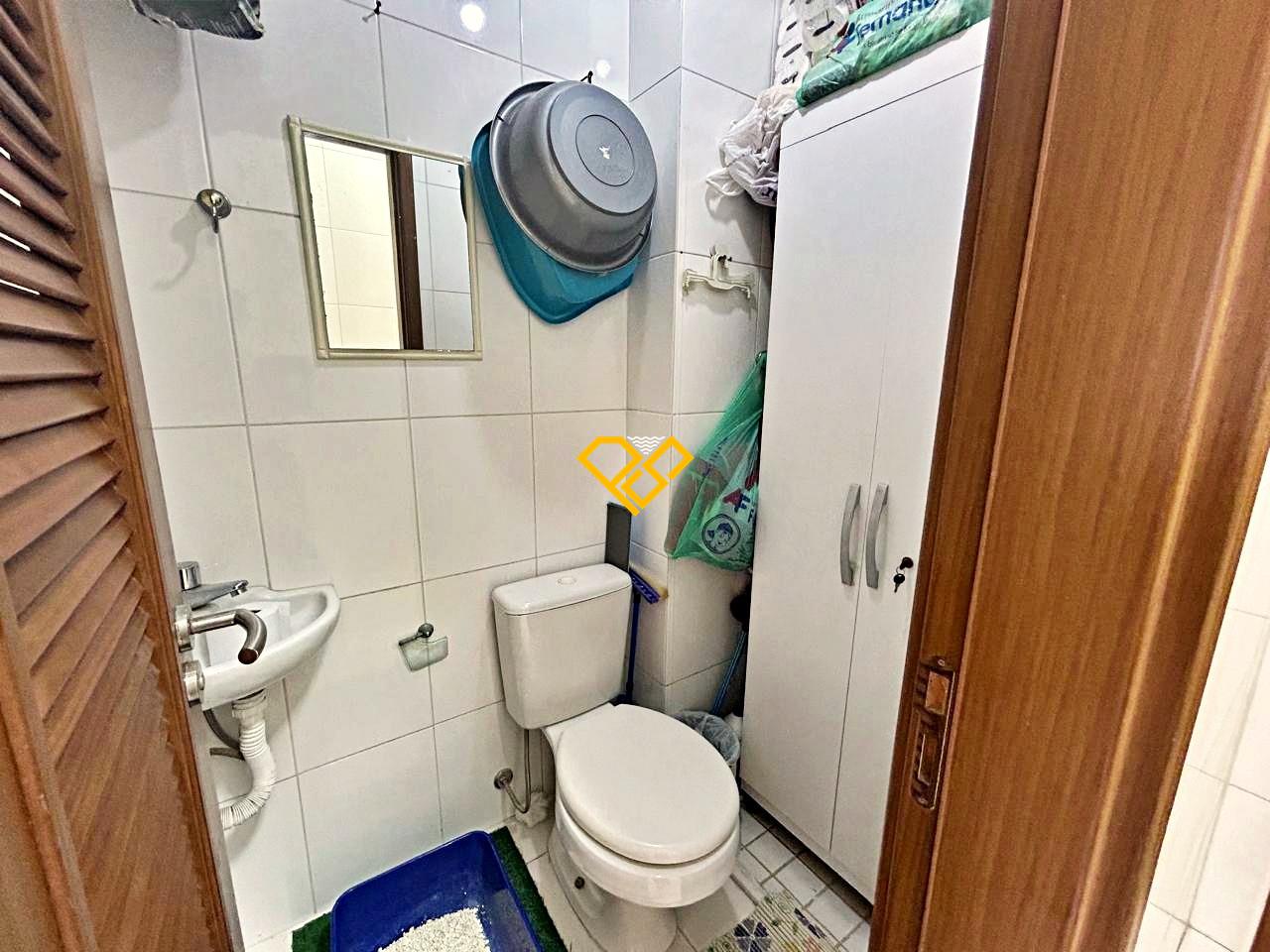 Apartamento à venda no Boqueirão: Wc de serviço