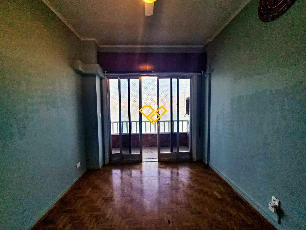 Apartamento para aluguel no Ponta da Praia: Sala
