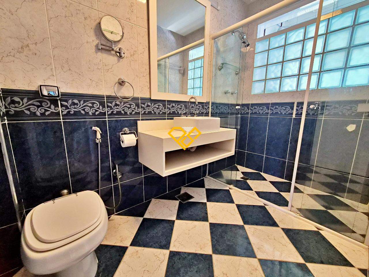 Apartamento para aluguel no Ponta da Praia: Wc social