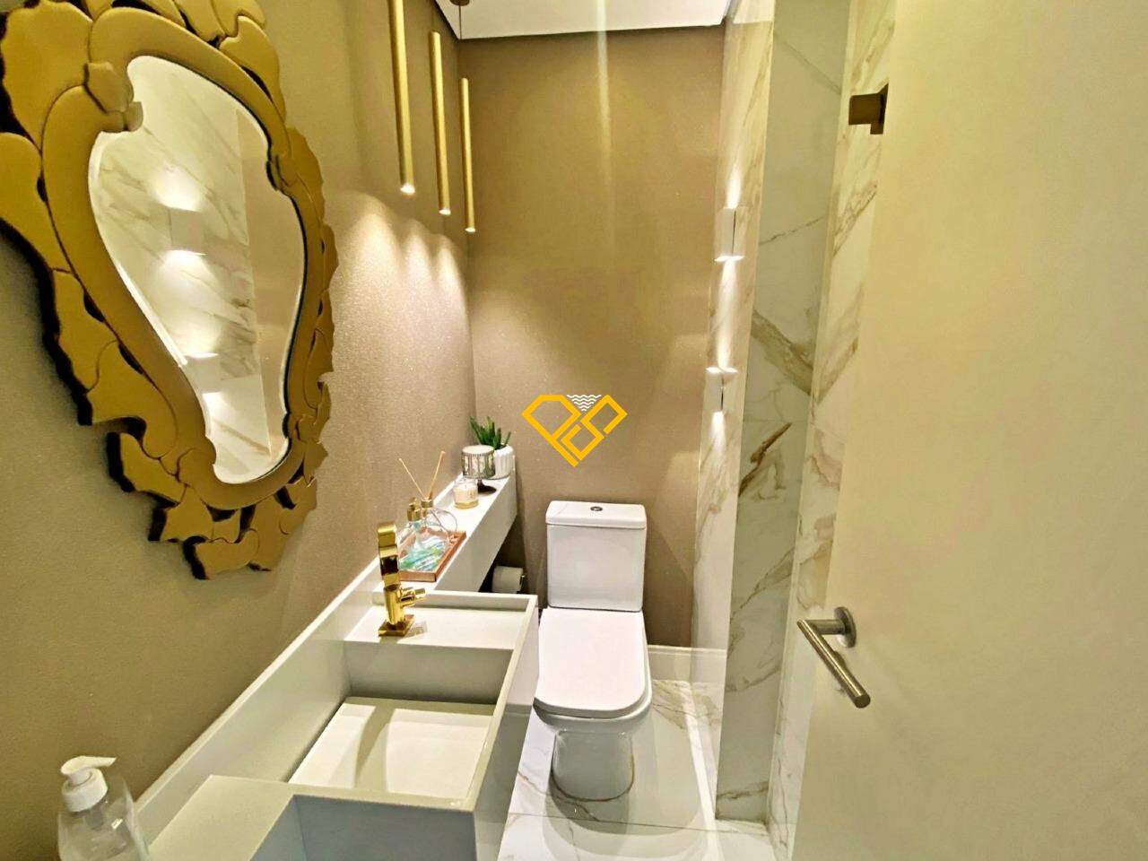 Apartamento à venda no José Menino: Lavabo
