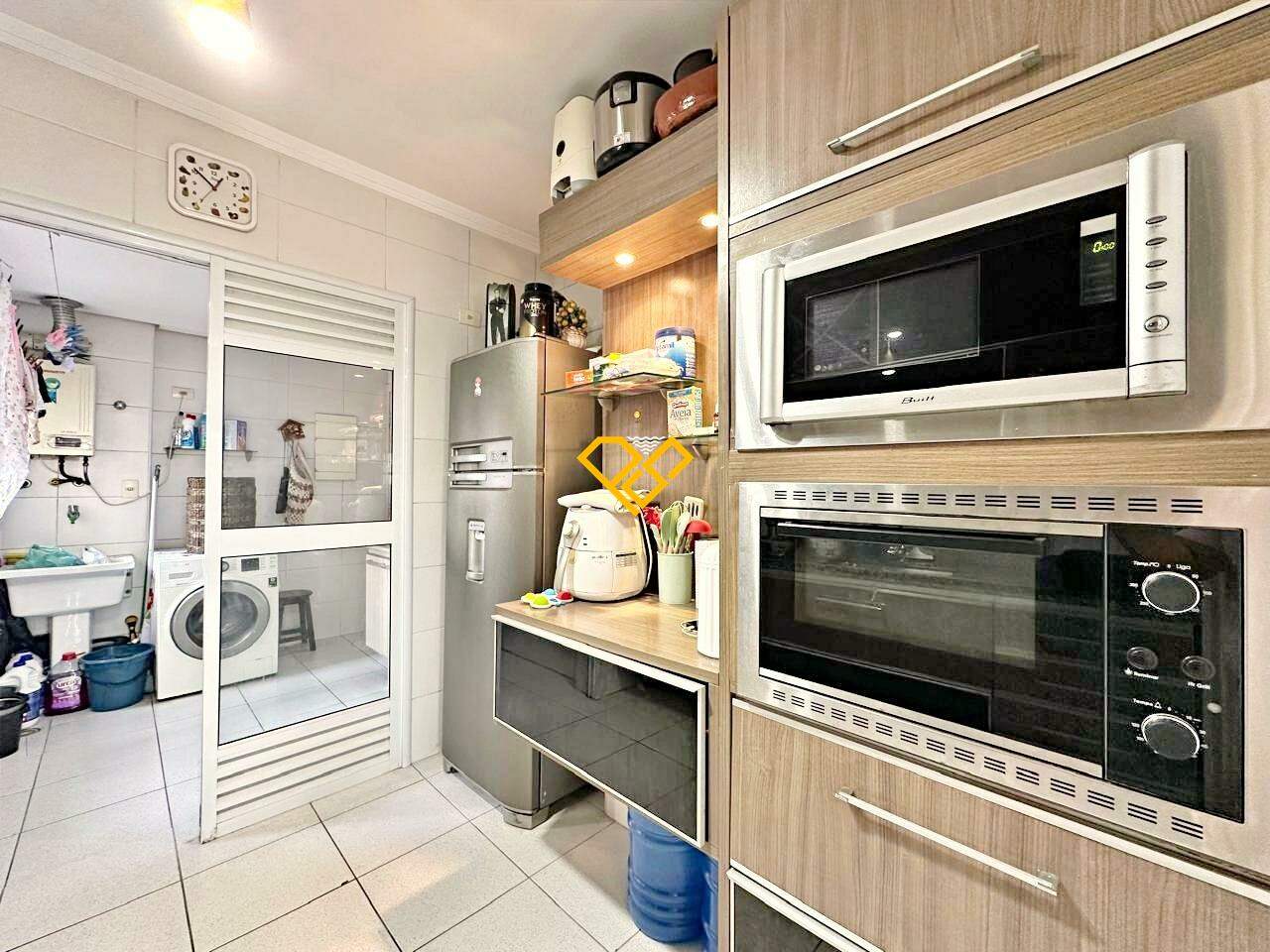Apartamento à venda no Gonzaga: Cozinha