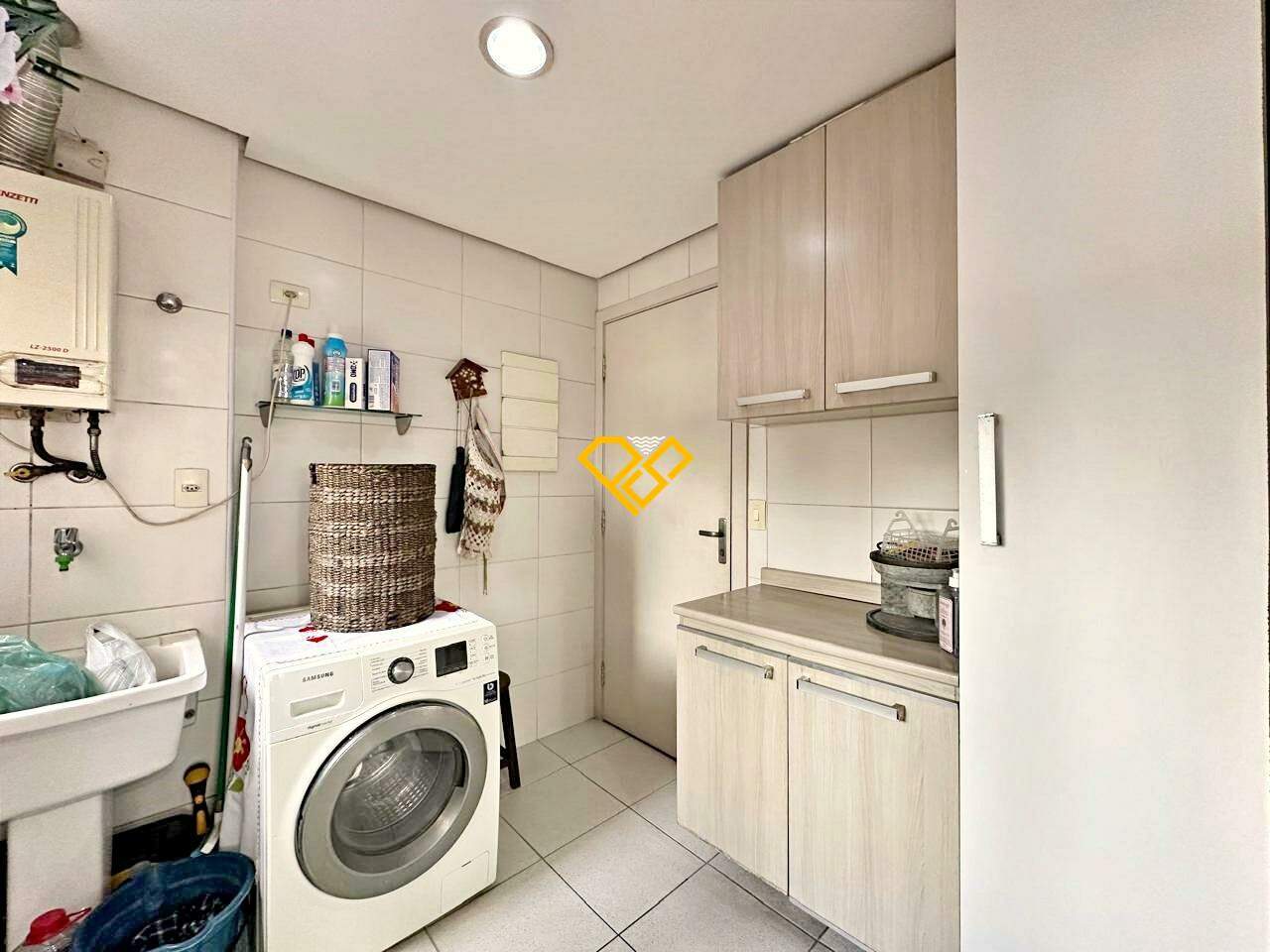 Apartamento à venda no Gonzaga: Área de serviço