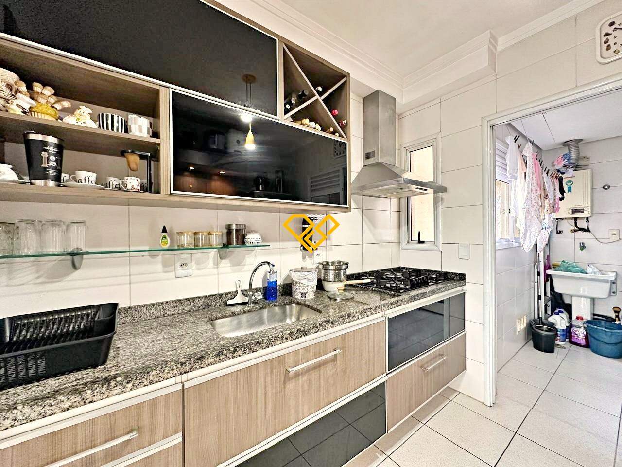 Apartamento à venda no Gonzaga: Cozinha