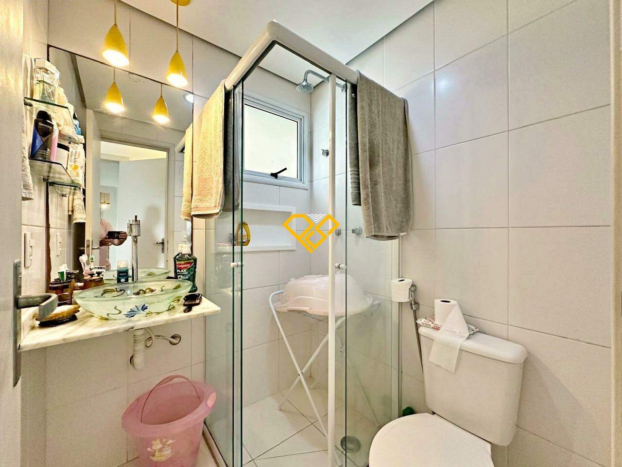 Apartamento à venda no Gonzaga: Wc suíte